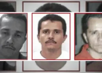 Três retratos de homem com bigode exibidos em colagem com moldura vermelha