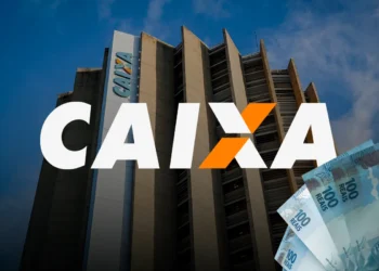 Prédio da Caixa com logo centralizado e notas de cem reais no canto inferior direito