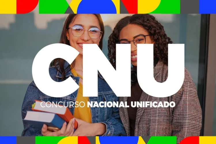 Resultados do CNU: aprenda a consultar seu desempenho individual 1 Imagem de estudantes sorrindo, representando o acesso aos resultados do Concurso Nacional Unificado (CNU).