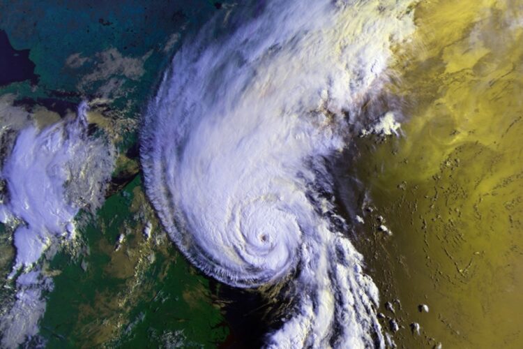 Imagem de um vórtice ciclônico vista do espaço