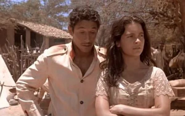 Vai fazer o Enem? Confira filmes brasileiros que tratam de temas sociais que podem aparecer na prova 2 Atores Cláudia Abreu e Paulo Betti em cena do filme Guerra de Canudos, ambientada no sertão.