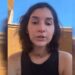 Alana Anísio Rosa, 20 anos, sobrevivente de tentativa de feminicídio, com cicatrizes visíveis, grava depoimento pedindo justiça